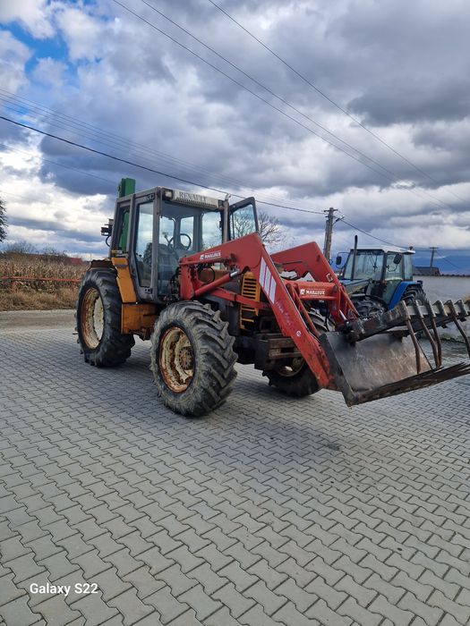 Vând tractor Renault 145.14