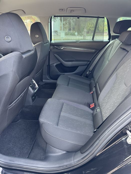 Skoda Octavia/Matrix/Virtual/Canton/Camera/Led/Ambientale