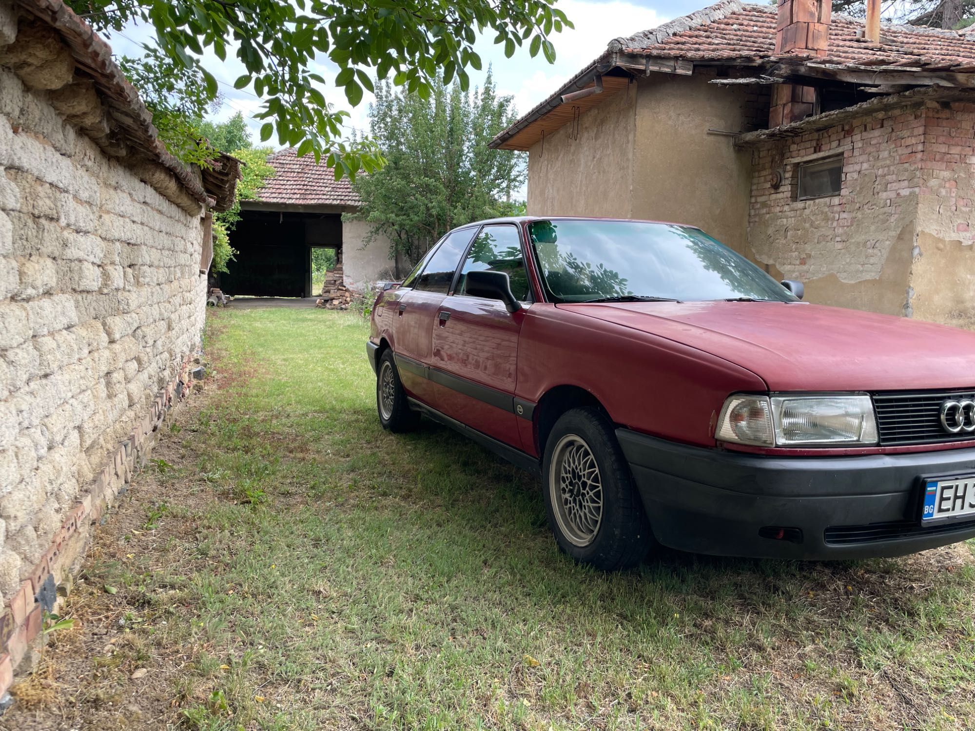 AUDI 80 1.6 TDI Много запазен екземпляр.