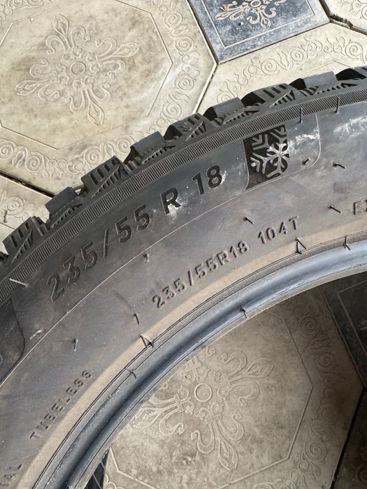 Зимние шины Michelin R18 235/55 с шипами