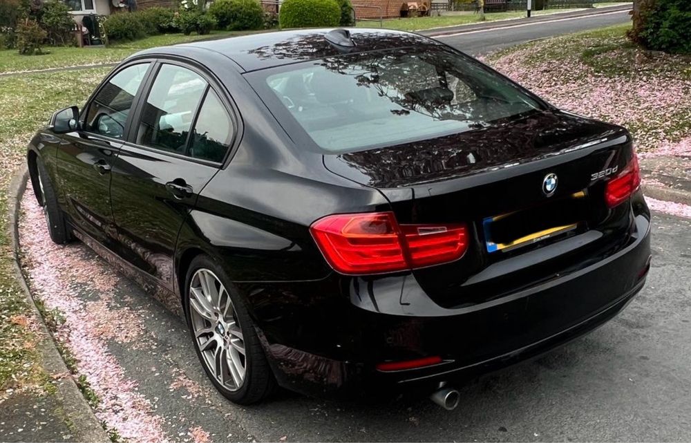 Dezmembrez bmw seria 3 f30 M  2.0 3.0 capota trager aripa bara motor