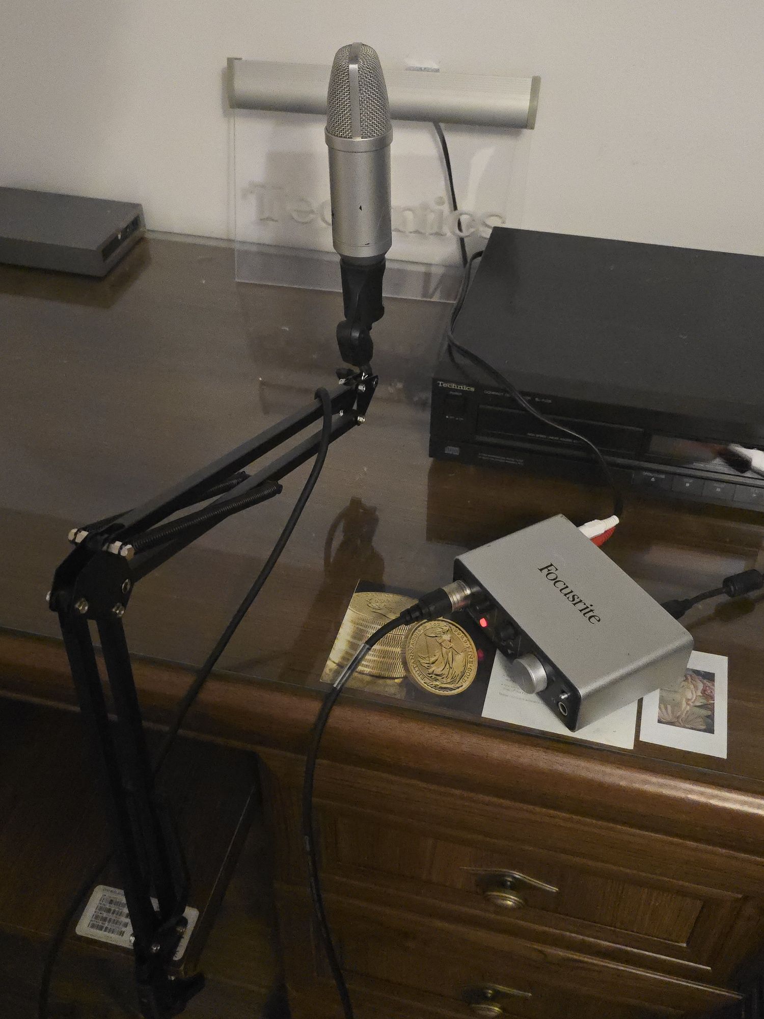 Set studio Placa audio Focusrite iTrack+Microfon iTrack, bonus suport