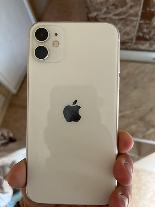 Iphone 11 белый 80% аккумулятор