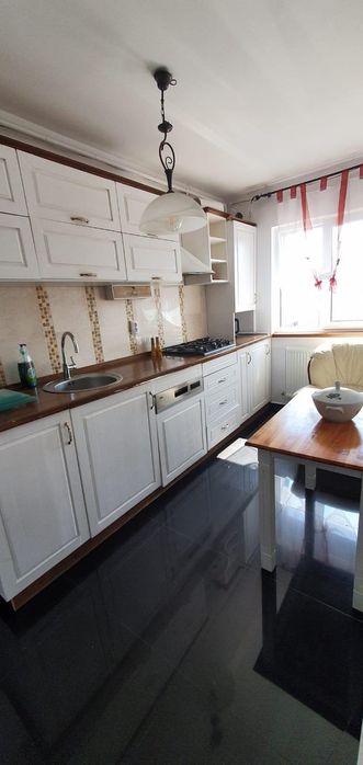 PF Vand apartament 3 camere, 60mp, parcare, 2 balcoane,  la 2 minute d