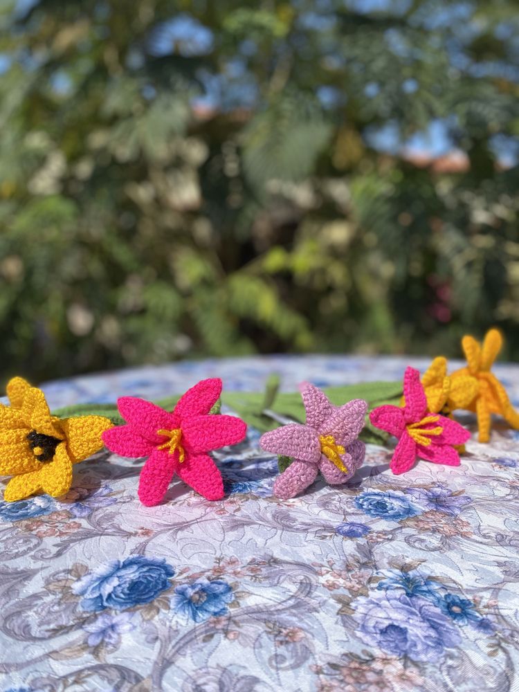 Декоративни плетене цветя "Маргаритки"