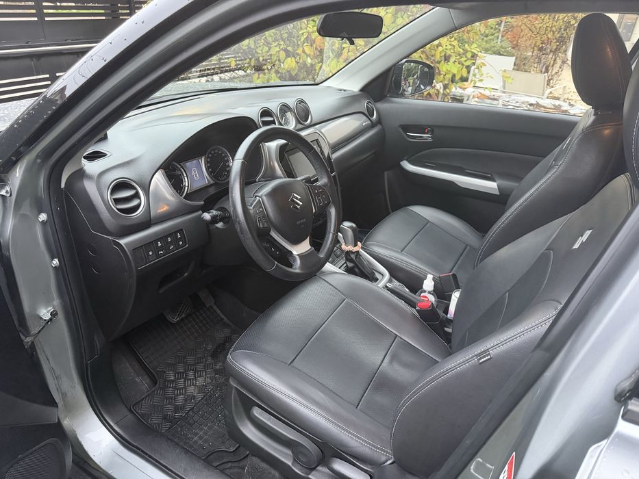 Suzuki Vitara 1.6 benzina automata