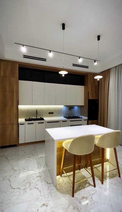 Амир Темур махалла, Корасу, М.Улугбек Дом 3сот Срочно Uy sotiladi