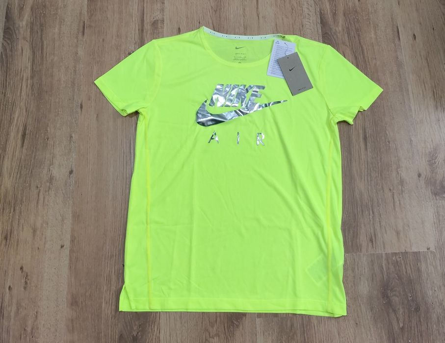 Tricou dama Nike Air mărimea S