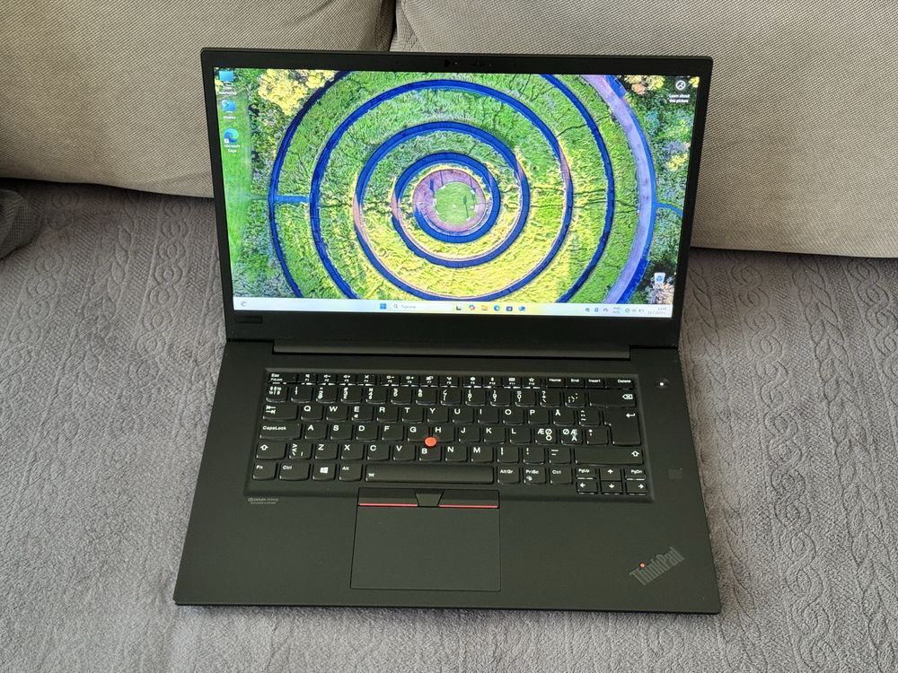 15.6’FHD IPS/i7-9750H/Thinkpad P1 Gen2/32GB DDR4/512GB SSD/QuadroT1000