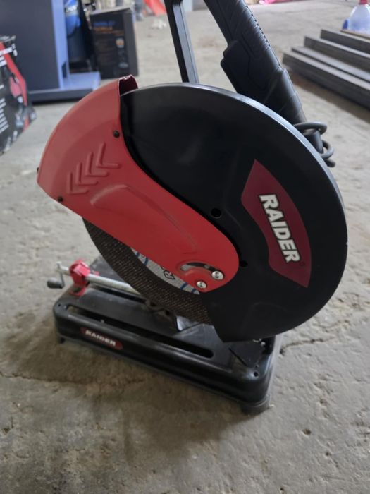 Fierastrau circular pentru debitat metal 355mm 2500W Raider plus 9 dis