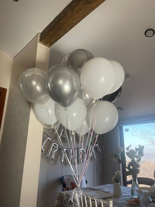 Продаю гелиевые шары 30 штук