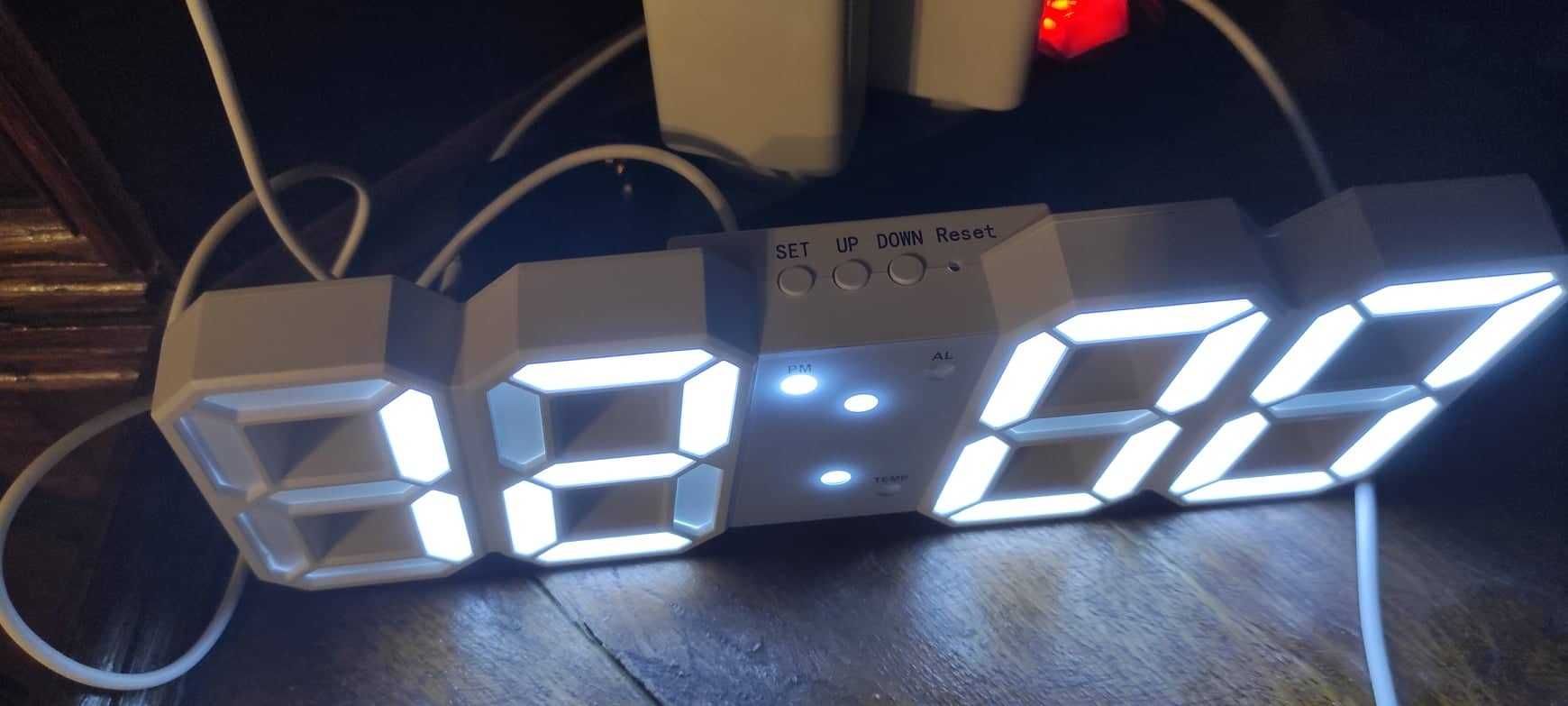 LED Цифров часовник Caixing Led32, Аларма