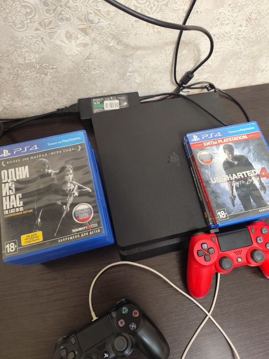 Sony PlayStation 4 slim