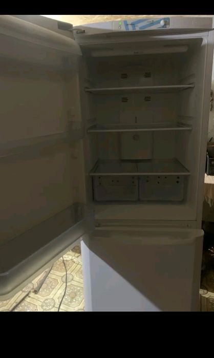 Холодильник indezit доставка