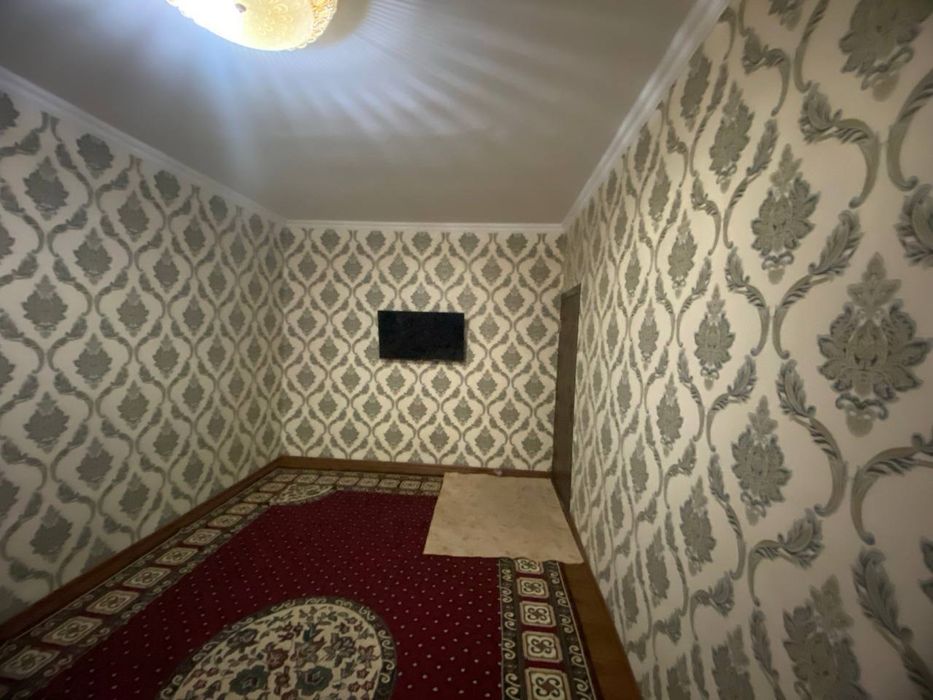 Юнусабад-7, 2/2/4, раздельные комнаты, не торец.