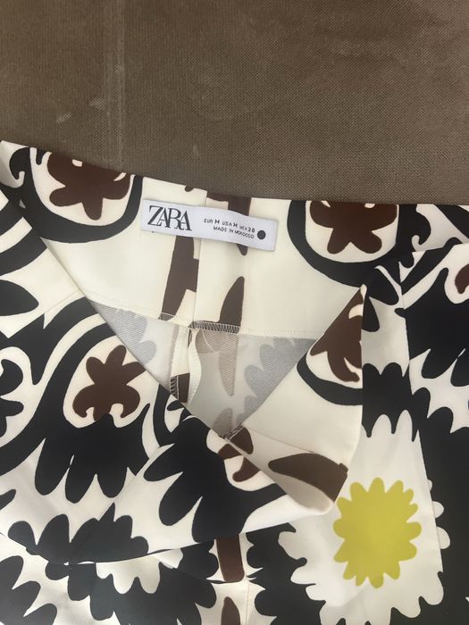 Pantaloni zara noi,fara eticheta