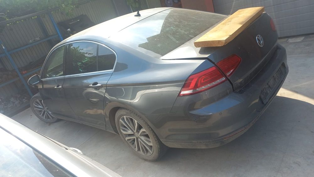 Usa dreapta fata Vw Passat b8