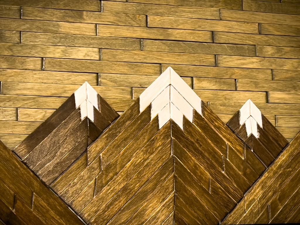 Tablou decorativ handmade mozaic din lemn cu munti (cadou deosebit)