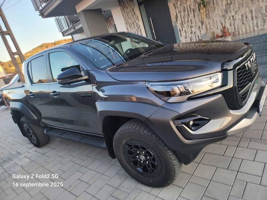 Toyota Hilux GR Sport 2 an 2025 disponibila imediat preț tva inclus