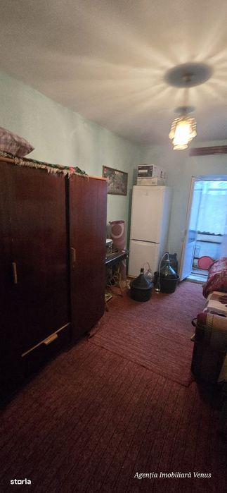 Apartament 4 camere zona Peco Cristal, str.Savenilor