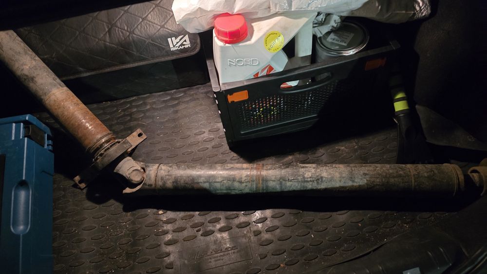 Продам кардан на ауди 100, а6 с4