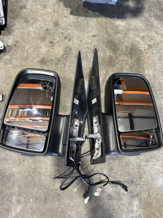 Oglindă Mercedes sprinter cu avertizare unghi mort