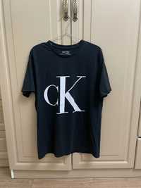 Продам футболку Calvin Klein оригинал унисекс