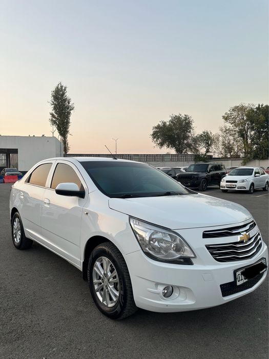 Cobalt 4paz A/T 2022