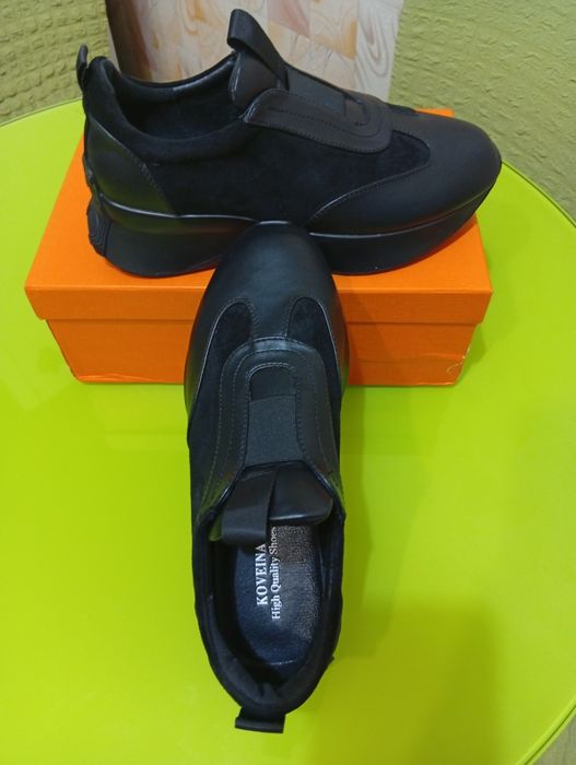 .Кроссы. Кожа. 40 размер. Турция.