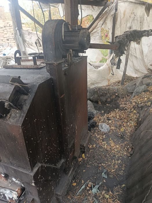 Kamfort Ko'mir katyol sotiladi 5-10 sotixga