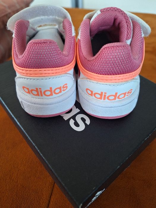 Детски маратонки Adidas 20 номер