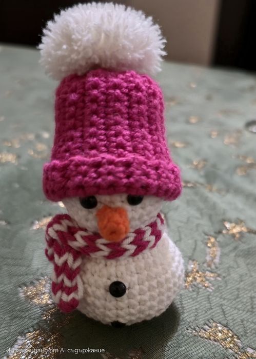 Ръчно плетени играчки и ключодържатели