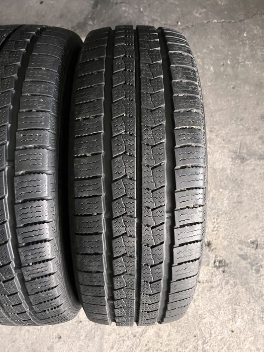 2 anvelope iarna 215/65/16 c , nexen , dot 2022 , 7.5 mm