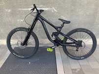 Bicicleta downhill 1/1 6500 lei