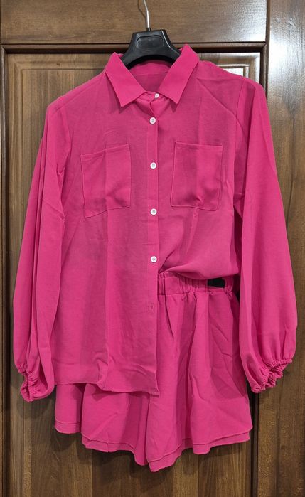 Pantalon fusta cu camasa roz