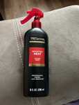 Спрей за  термозащита на коса , 8 течни унции (236 ml)- TRESemme