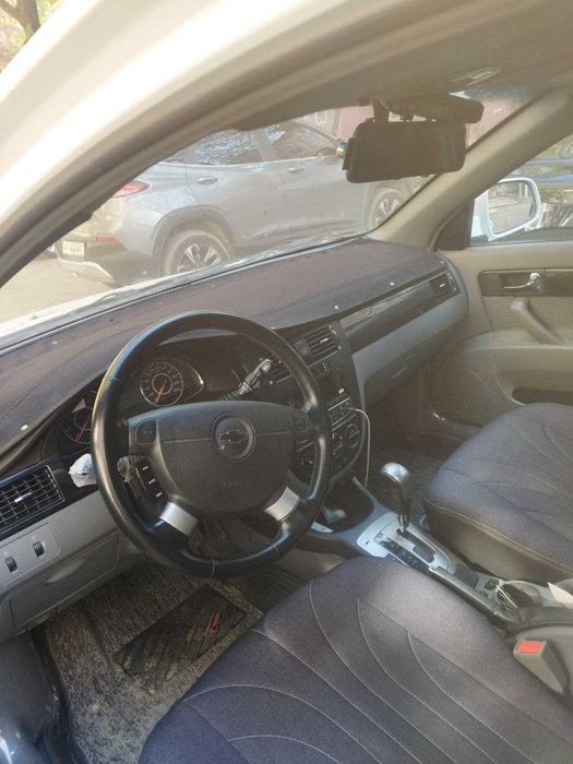 Срочно! Gentra Автомат 3 поз 2022г выпуска! Белый! 33 тыс км пробега!