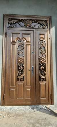 Дверь из металла выходные вороты решетки качественный