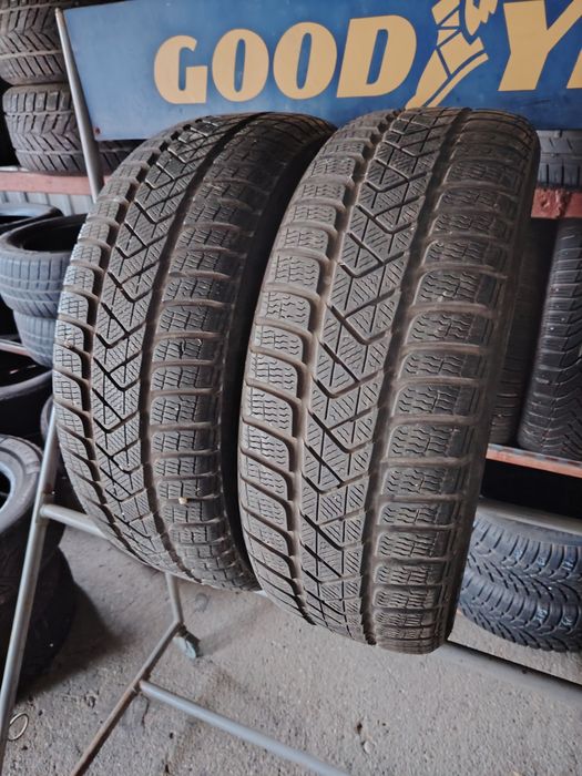 225/55 R18 Pirelli Sottozero Winter M+S cu buză pentru jante