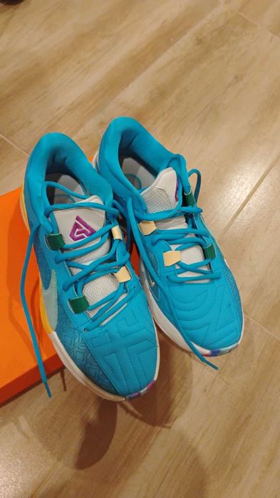 Баскетболни обувки Nike ZOOM FREAK 5