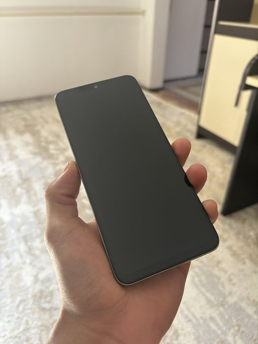 Redmi 14C 256gb.