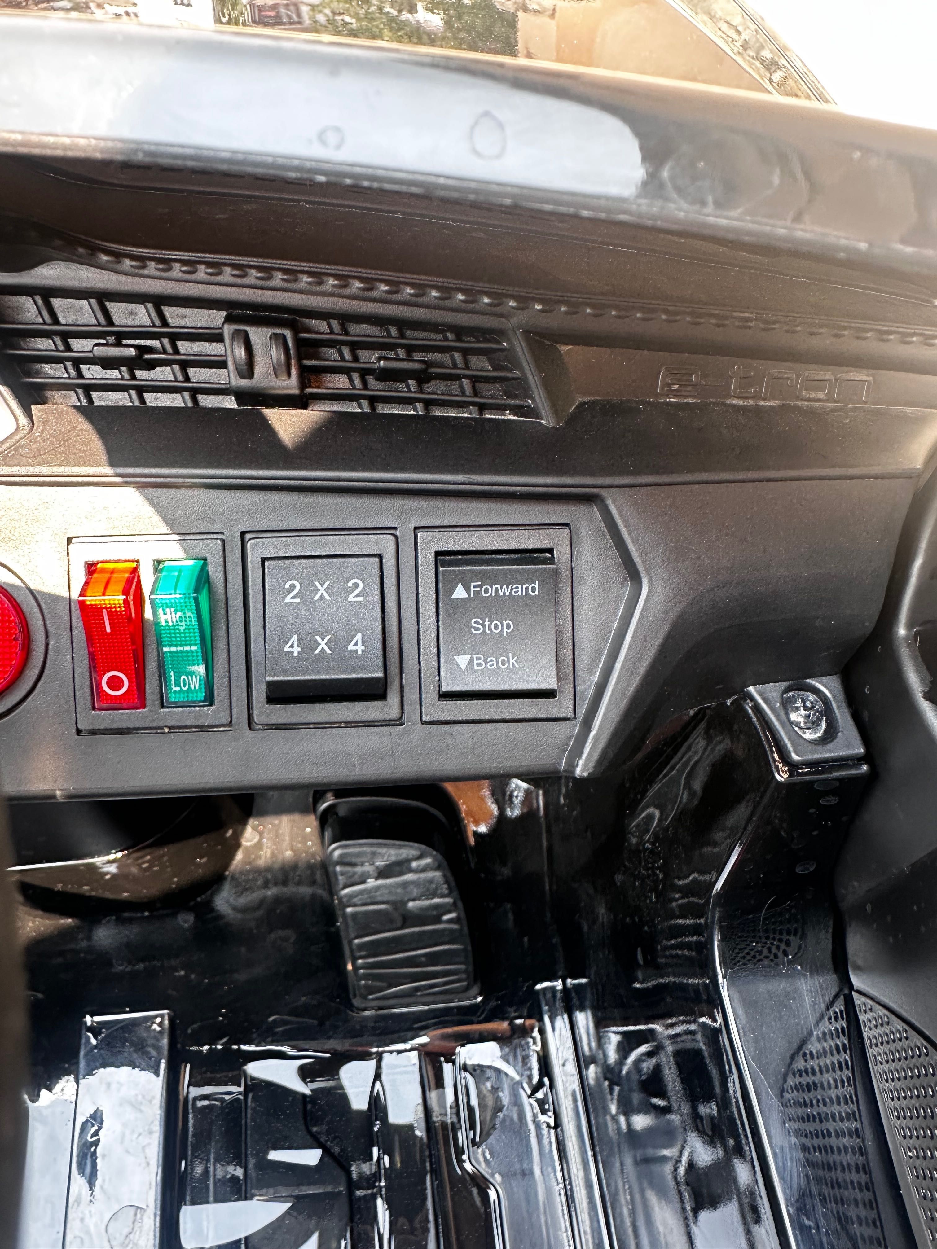 Акумулаторна количка Audi