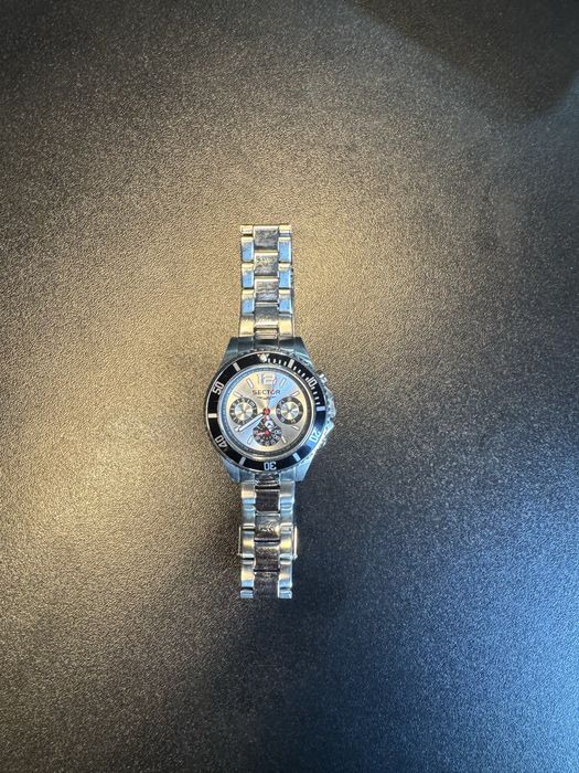 Vand diferite ceasuri