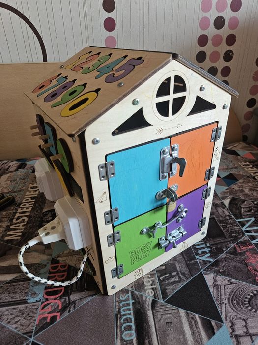 Бизиборд-бизидомик