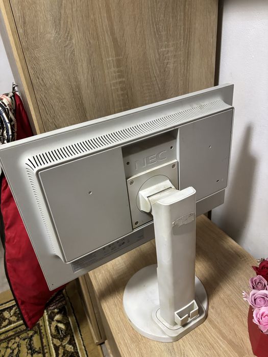 Vand Pc 8RAM  +tastatura