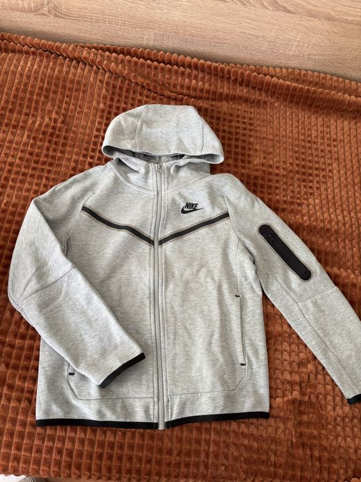 Детски nike tech fleece