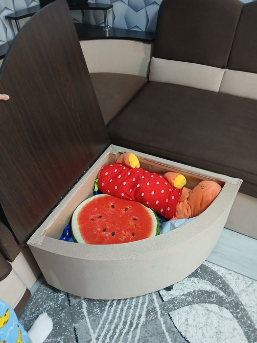 Canapea tip colțar, stare excelenta