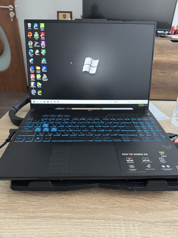 Asus A16 GTX4060 Ram 32Gb, 1TB ssd