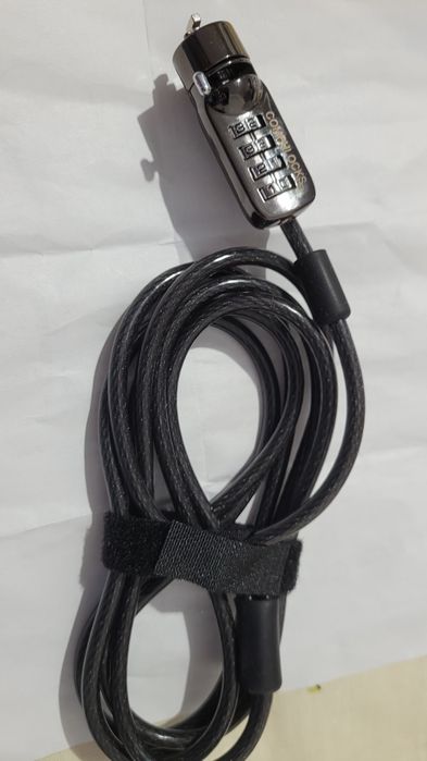 Antifurt laptop cu cifru