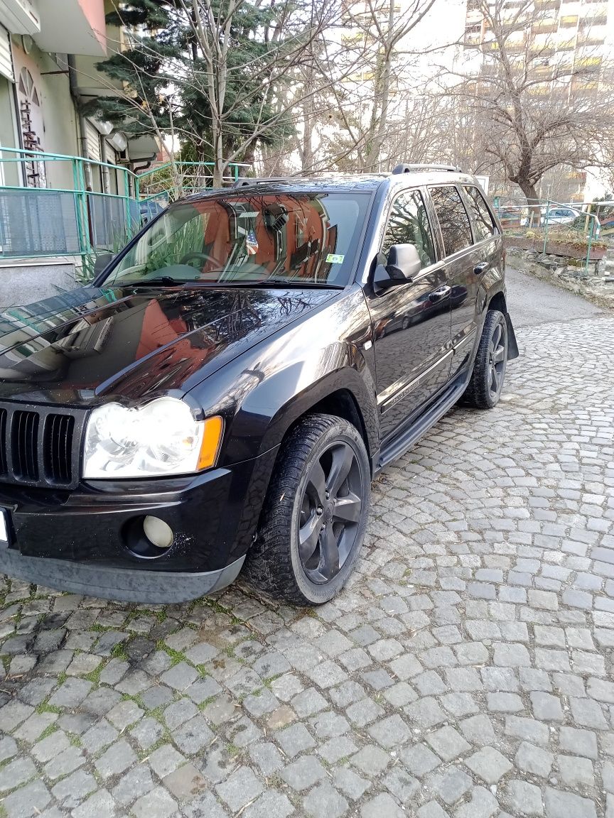 Продавам на части Jeep Grand Cherokee 3.0/CRD 218кс 2006г